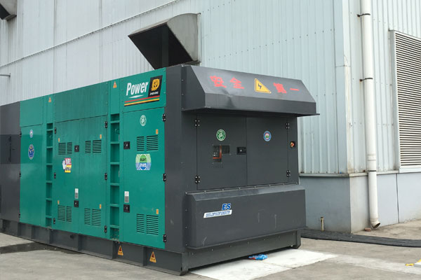 临泽燃油滤清器的更换流程是怎样的？