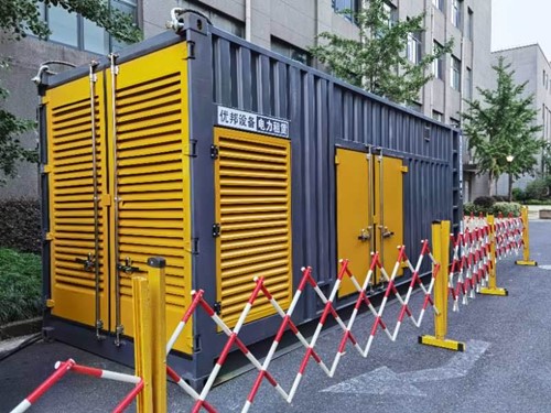 临泽如何使用转速表检查发动机的转速？