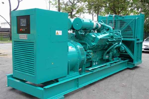 临泽柴油发电机组电压不稳定怎样维修？